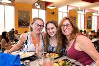 20150707-5_First-Year Orientation Dinner with Parents_23