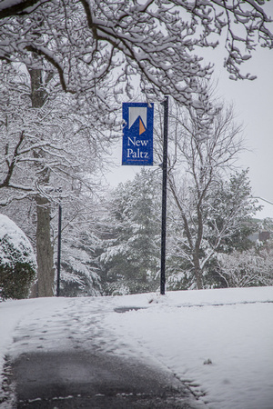 20170310-2 Snowy day on campus-19
