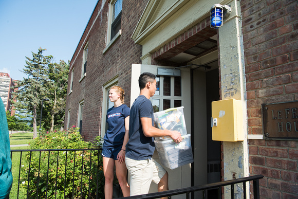 20170824-1_First-Year Move-In Day_052