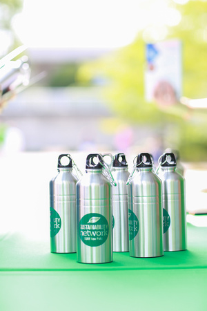 20160908-1 Sustainablity Booth and Bottles-147