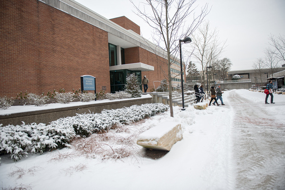 20150109-2_Snowy Campus_0004