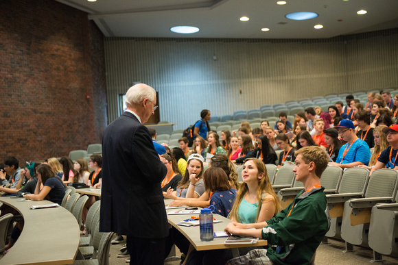 20150630-2_First-Year Orientation Welcome_003