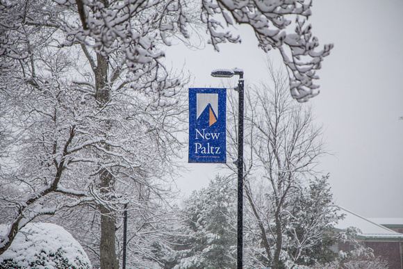 20170310-2 Snowy day on campus-22