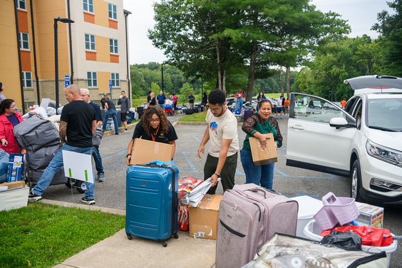 20230824-1_New Student Move In Day_015